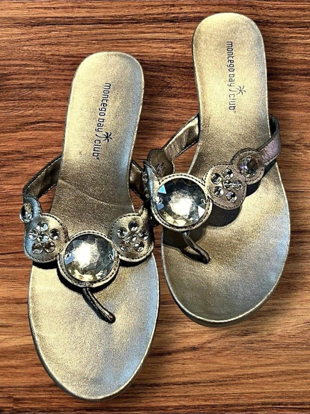 Montego Bay Club Metallic Rhinestone Embellished Thong Sandals Size 9
